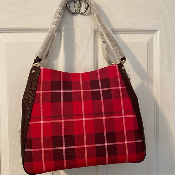 A brand new Kate Spade handbag